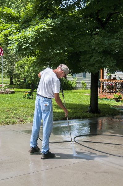 Cost of Driveway Concrete Cleaning in Charlotte