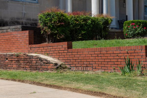 Cost of Retaining Wall Cleaning in Charlotte
